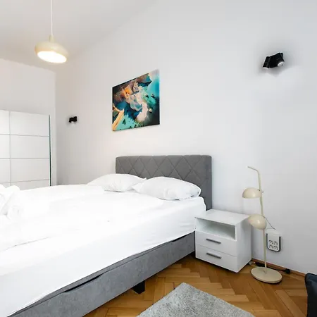 Apartments 4 You Red Star 8 Vienna Exterior photo
